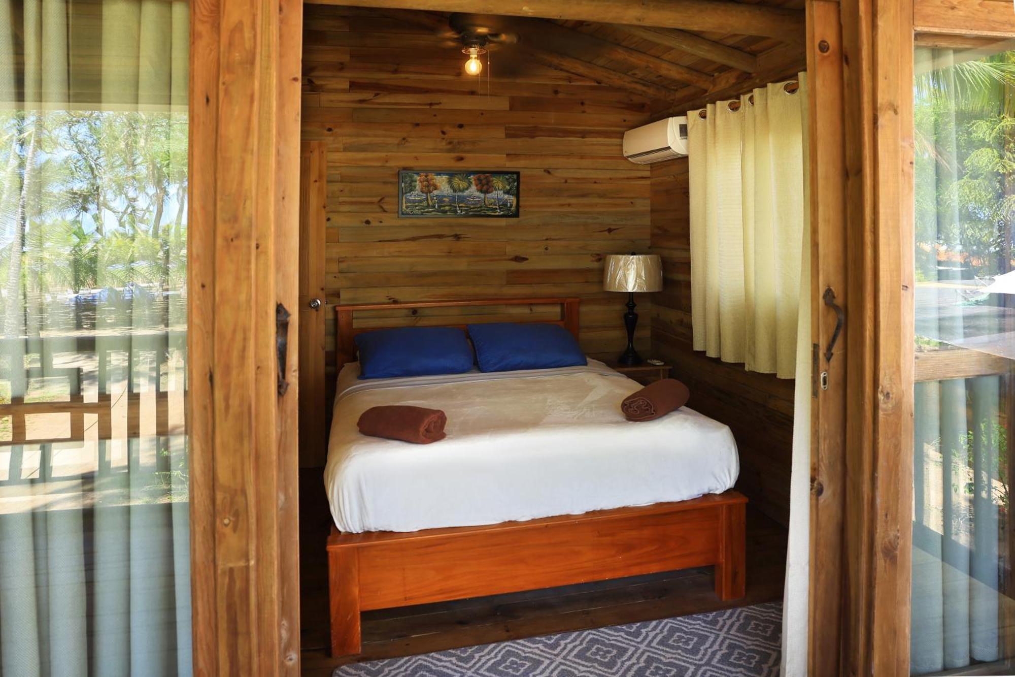 Hotel Oasis & Surf Camp سانتا كاتالينا المظهر الخارجي الصورة